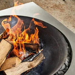 Feuerstelle Charonville