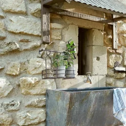 Wandregal mit Pflanzkörben Hemente